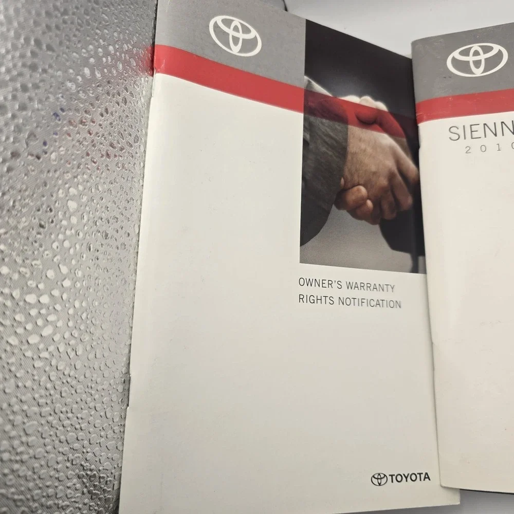 2010 Toyota Sienna‎ Owners Manual With Case OEM Free Shipping